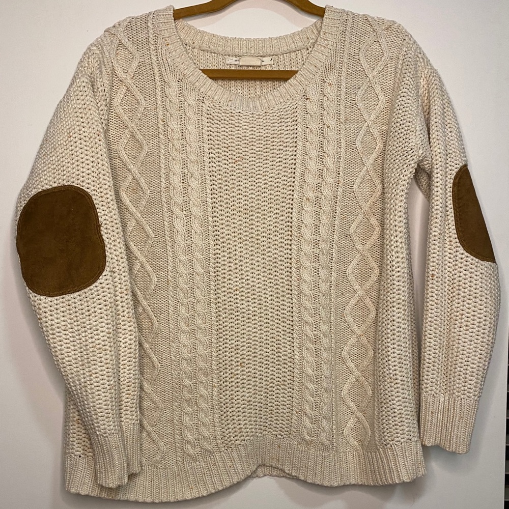 Cream Cableknit sweater